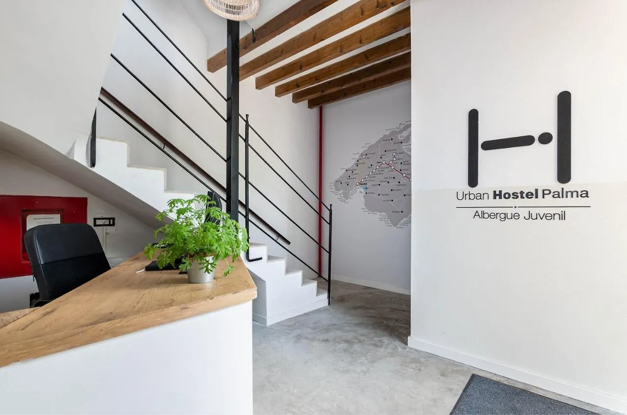 Urban Hostel Palma - Albergue Juvenil - Youth Hostel İspanya