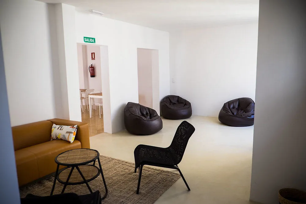 Urban Hostel Palma - Albergue Juvenil - Youth Hostel İspanya