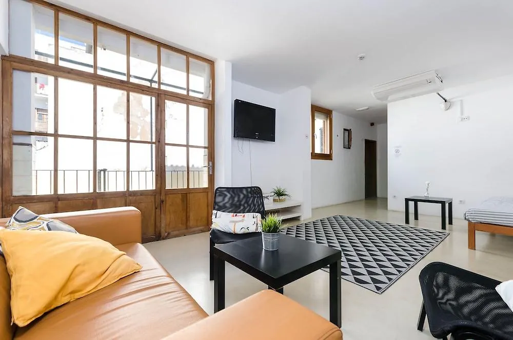 Urban Hostel Palma - Albergue Juvenil - Youth Hostel ميورقة