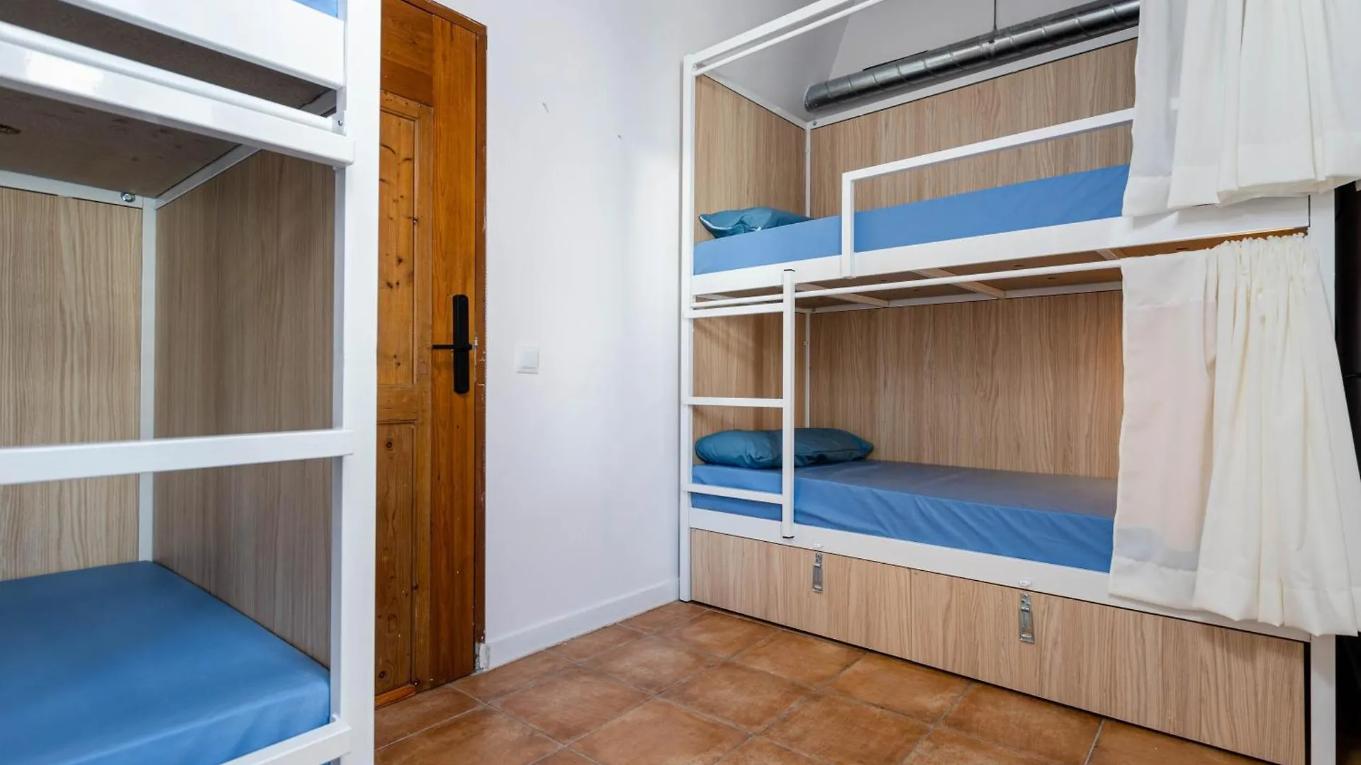 Urban Hostel Palma - Albergue Juvenil - Youth Hostel 0*, ميورقة