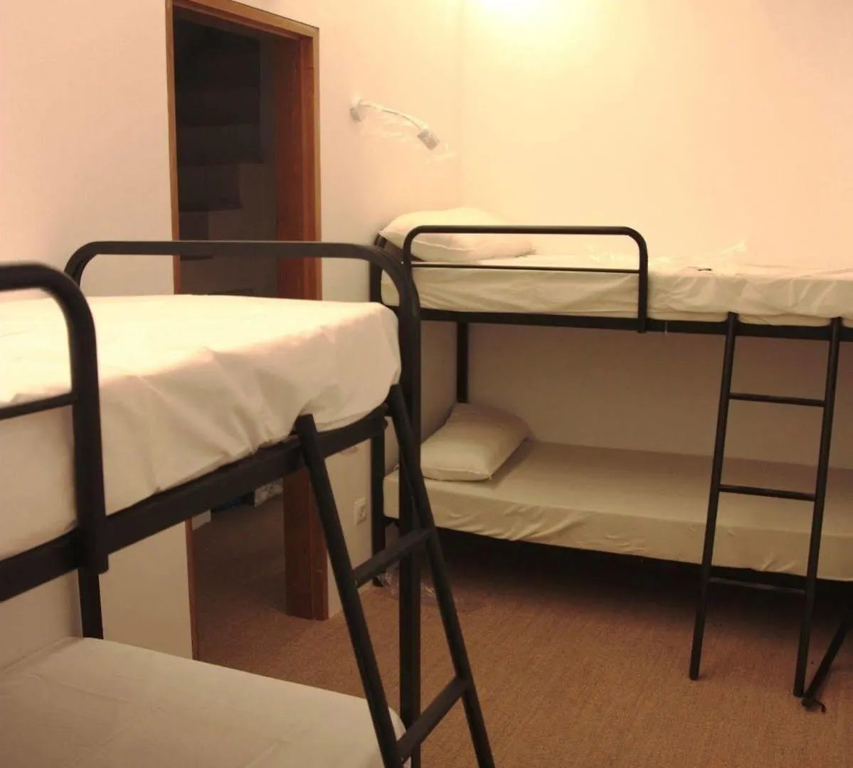 Urban Hostel Palma - Albergue Juvenil - Youth Hostel  ميورقة